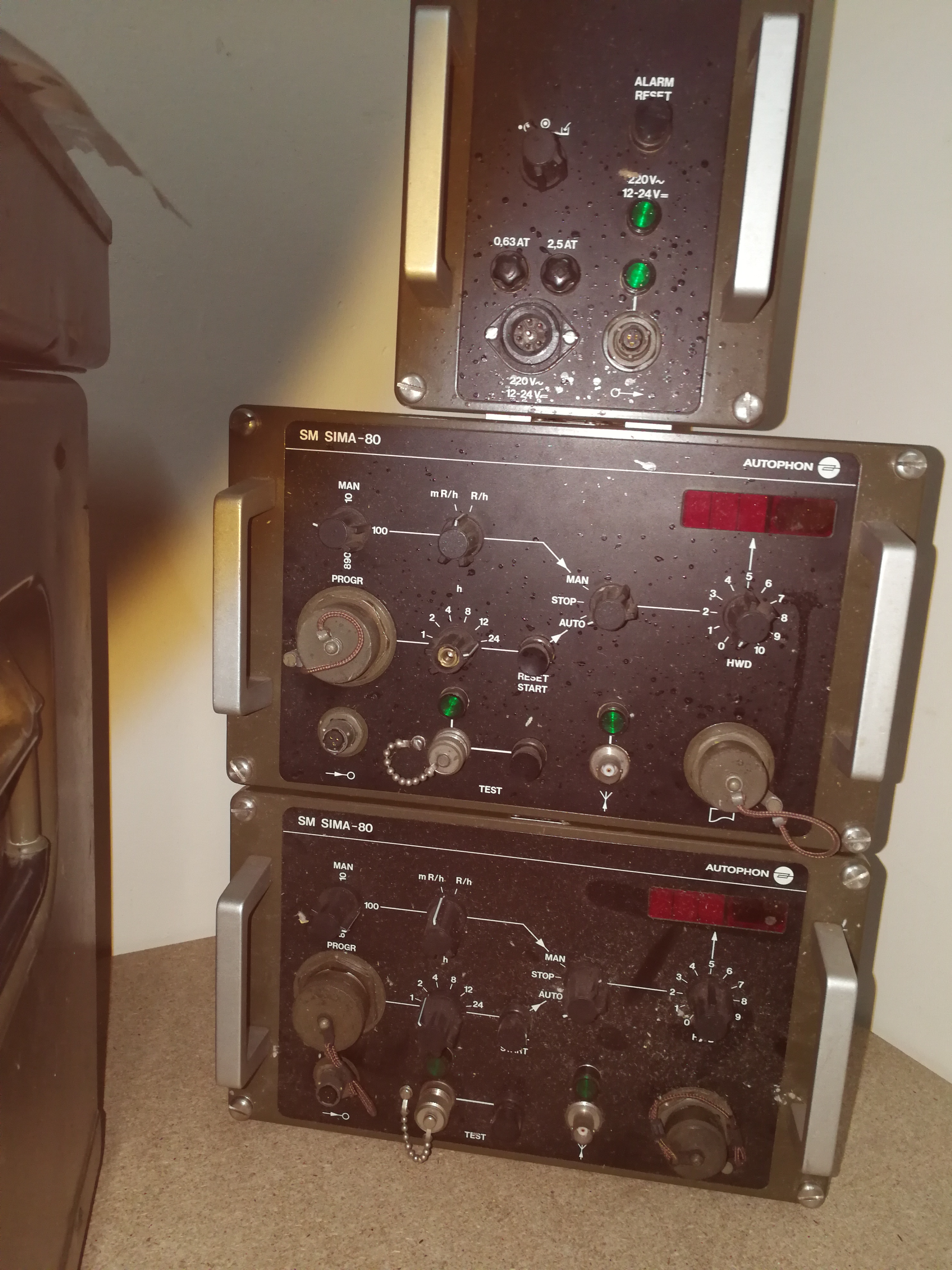 SG Sima-80 autophon nuclear blast simulator UK army 1980s